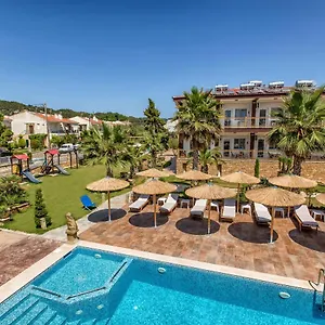 Halkidiki Greek Pride ηotel And Hotel de apartamente